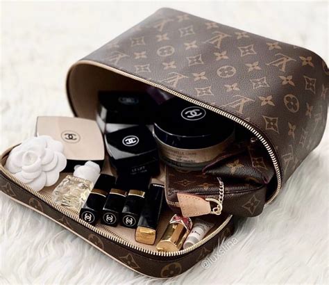 louis vuitton makeup bag review|designer makeup bags louis vuitton.